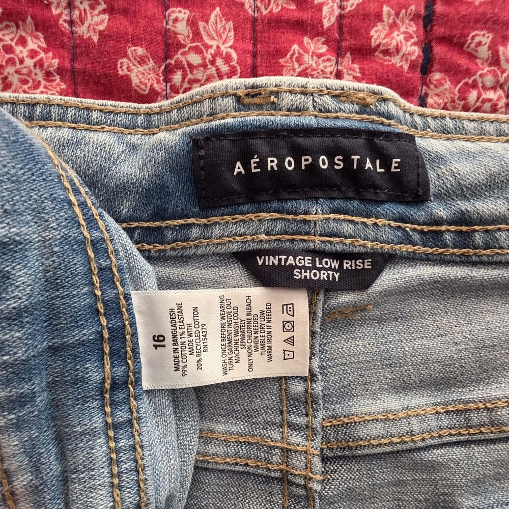 Aeropostale "Vintage Style Low Rise" Denim Shorty, Size 16 - Picture 3 of 3